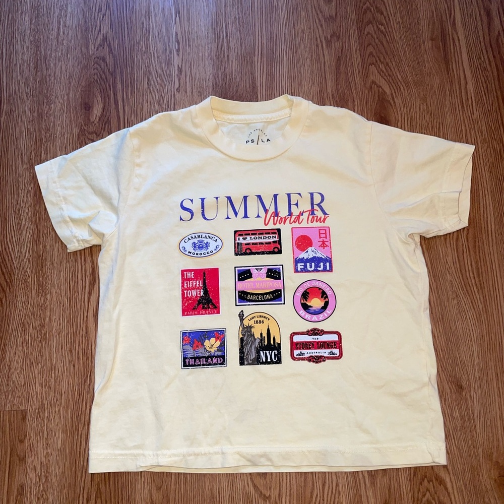 LA Hearts Summer World Tour T-Shirt - Yellow